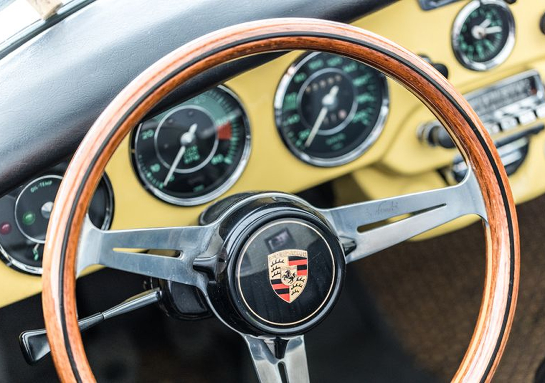 Gallery gallery_images_3_1_1790273733802073995.jpg  | Autobedrijf Wim Polman