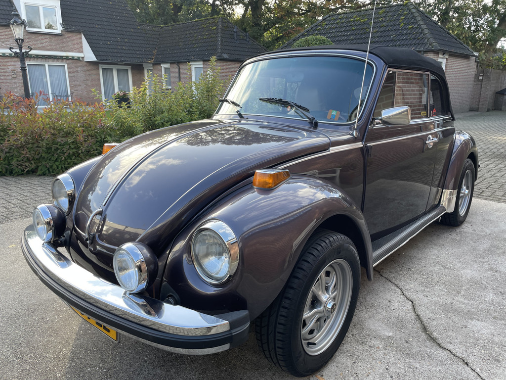Volkswagen Kever Cabriolet 1303 LS 40437802-0.jpg | Autobedrijf Wim Polman