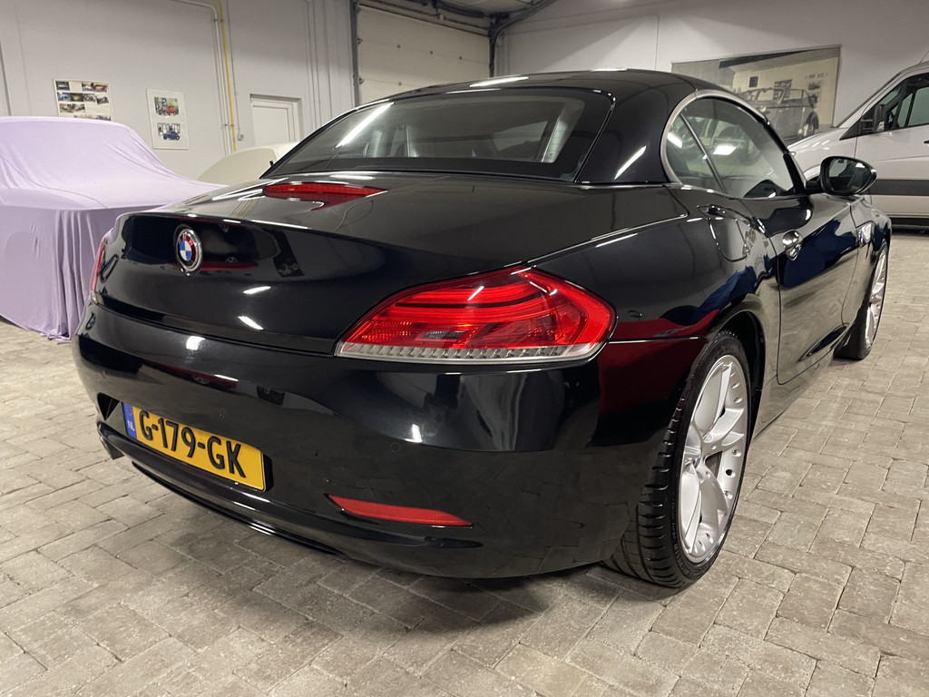 BMW Z4 Roadster sDrive23i Executive 49166767-2.jpg | Autobedrijf Wim Polman